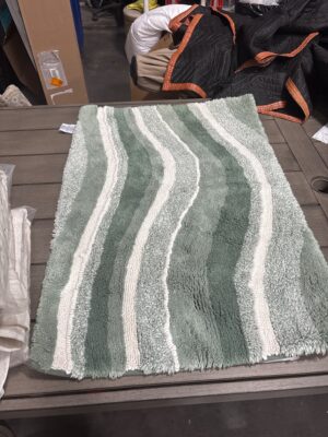DEVGIRI EXPORTS LLC SWIRL BATH MAT 24X36 Open Box — Big Savings Outlet Mesa AZ