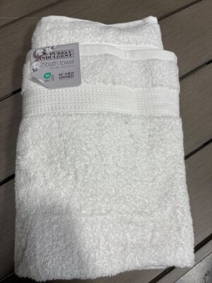 WELSPUN USA INC PURELY BATH TOWEL WHITE Open Box — Big Savings Outlet Mesa AZ