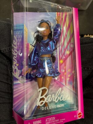 Barbie Deluxe Style Fashion Doll #7 in Metallic Blue Top and Skirt with Accessories, Brunette — Big Savings Outlet Mesa AZ