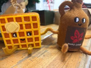 Bullseye's Playground Maple Syrup & Waffle Felt Decor Set — Big Savings Outlet Mesa AZ