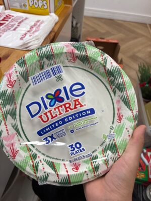 Dixie Ultra Limited Edition Holiday Paper Plates, 8.75 inch, 30 Count — Big Savings Outlet Mesa AZ