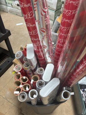 Hy-Vee Christmas Wrapping Paper Roll — Big Savings Outlet Mesa AZ
