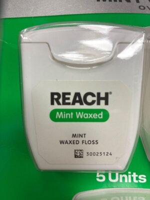 REACH Mint Waxed Dental Floss, 5-Count Pack — Big Savings Outlet Mesa AZ