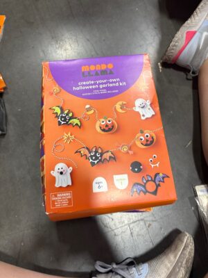 Mondo Llama Create Your Own Halloween Garland Kit — Big Savings Outlet Mesa AZ