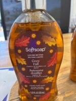 Softsoap Fall Seasonal Cozy Liquid Hand Soap - Jasmine and Sandalwood - 11.25 fl oz — Big Savings Outlet Mesa AZ