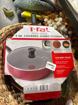 T-fal 5qt covered cooker — Big Savings Outlet Mesa AZ