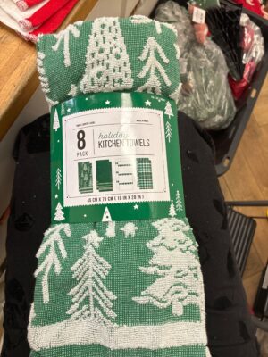 Town & Country Living Holiday Kitchen Towels, 8-Pack, Green Christmas Tree — Big Savings Outlet Mesa AZ